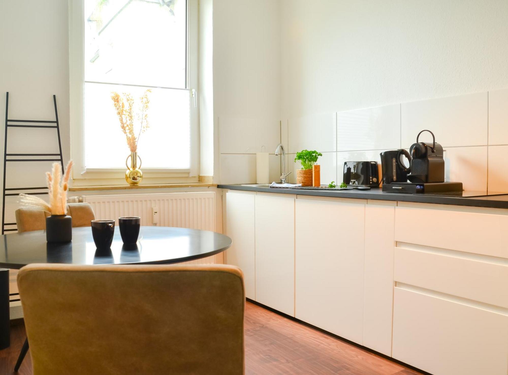 Milpau Buer 3 - Modernes Und Zentrales Premium-Apartment Mit Queensize-Bett, Netflix, Nespresso Und Smart-Tv เกลเซนเคียร์เคน ภายนอก รูปภาพ